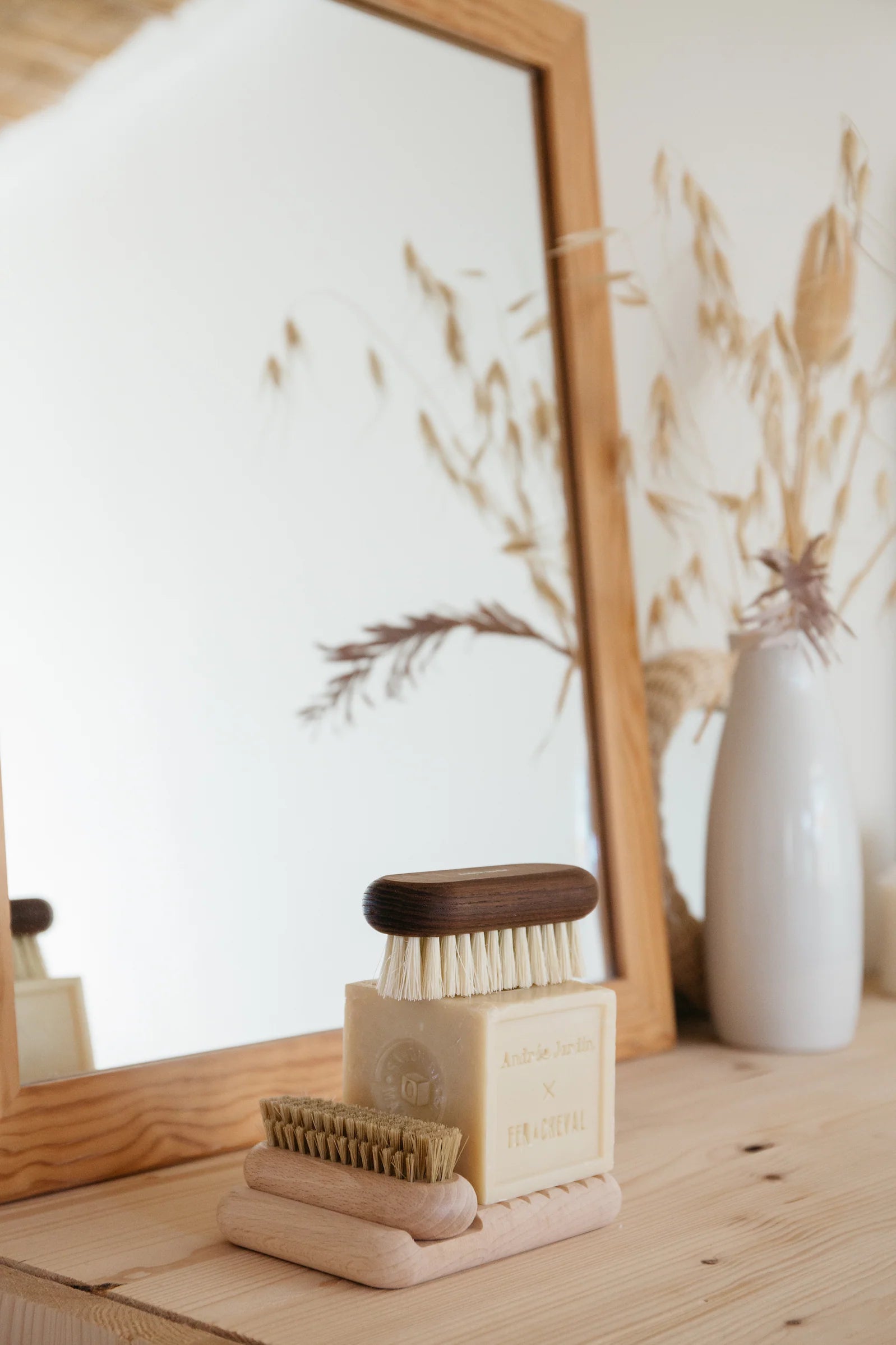 Nail Brush